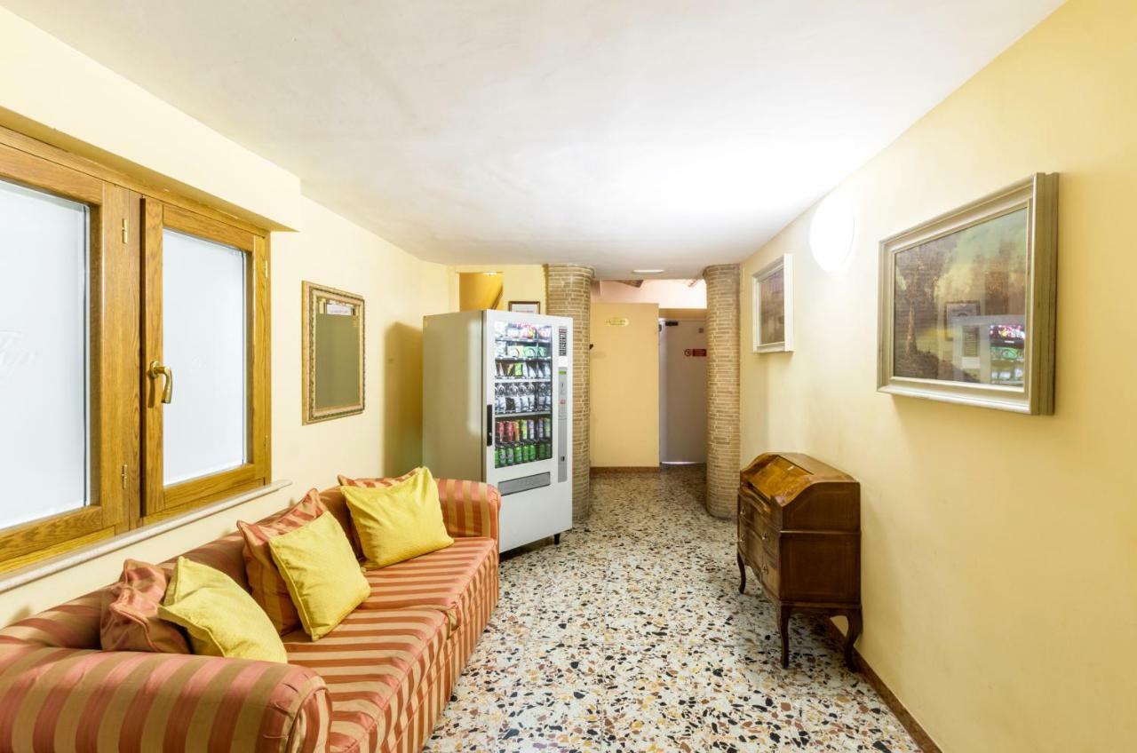 Hotel Tempio Di Pallade Rome Exterior photo